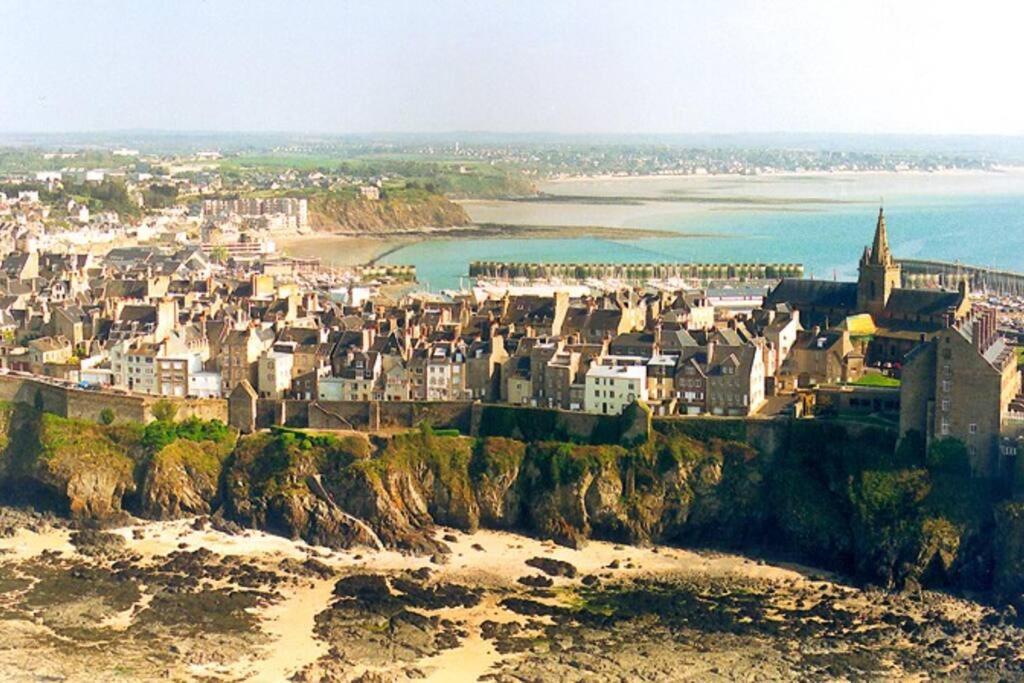 Studio De La Mer A Donville Les Bains Luaran gambar